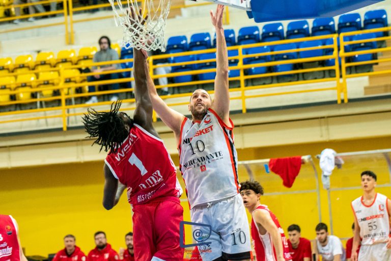 L’UNIBASKET LANCIANO FA IL BIS: TEATE BATTUTA 83 a 64