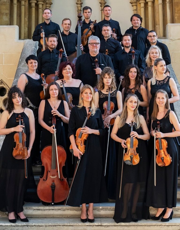 Mercoledì 26 aprile i Virtuosi di Kyiv ospiti al teatro Fenaroli per un concerto di beneficenza