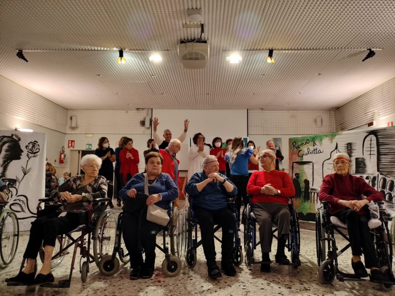 I nonni dell’Antoniano portano in scena Shakespeare con “Romeo e Giulietta”