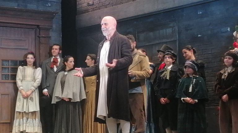 La Compagnia dell’Alba chiude il 2023 con uno strepitoso sold out di “A Christmas Carol” la notte di Capodanno