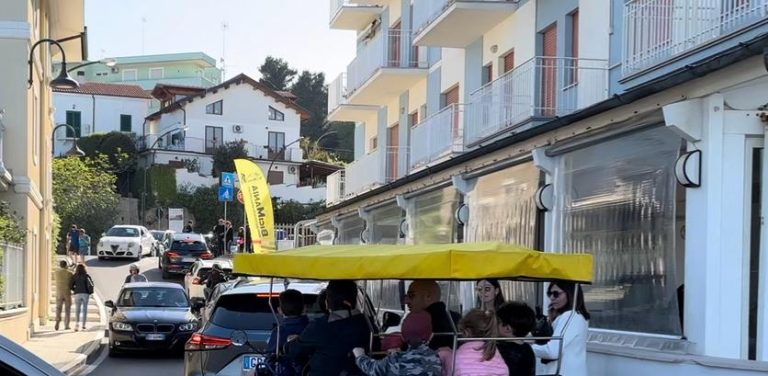 Fossacesia – Manifestazione per segnalazione pericolo incidente intersezione Via Verde con Via Lungomare nord