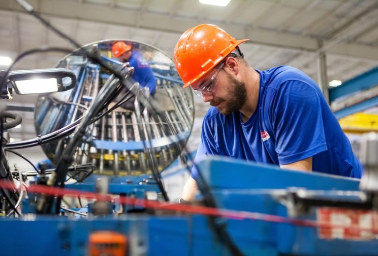 Export: Magnacca, nel 2024 boom dei distretti industriali abruzzesi
