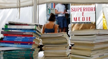 Scuola e sprechi: quando i libri restano intonsi e costano troppo