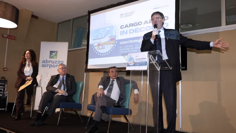 Areoporto d’Abruzzo si lavora al servizio cargo di Poste Italiane per il 2026