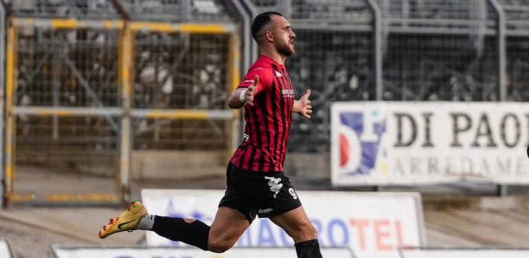 Lanciano FC, è Santi-mania: 3-1 al Guido Biondi nel segno del nuovo bomber rossonero