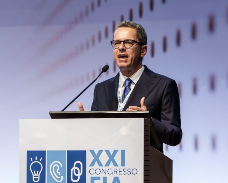 L’abruzzese Mauro Menzietti riconfermato alla guida degli audioprotesisti italiani