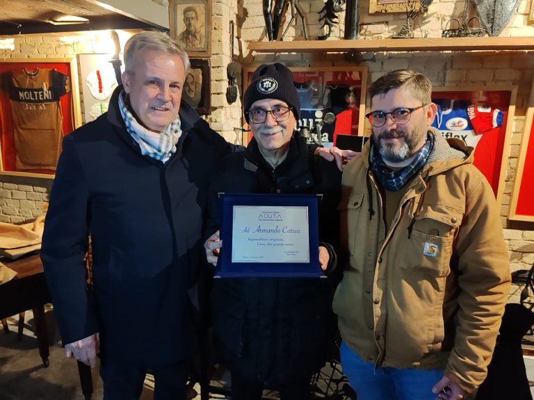 Ortona rende omaggio ad Armando Carusi: due premi per il suo impegno verso la comunità