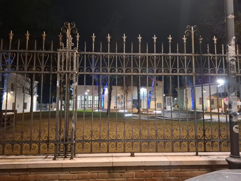 Ortona, uomo di 60 anni muore per un malore davanti ad un bar del centro