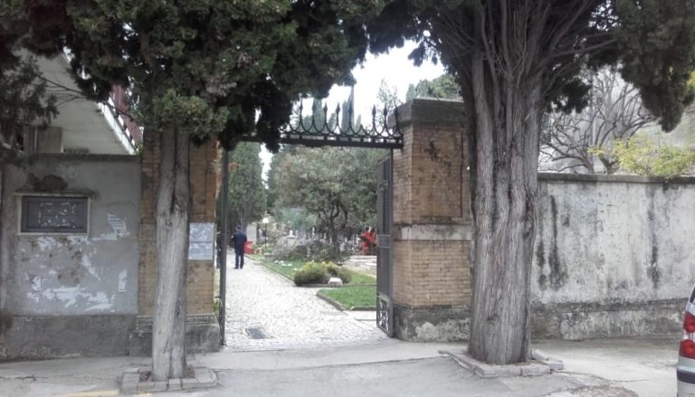 Ortona, cimitero: la maggioranza respinge le accuse: “Procedura sbloccata dopo anni di inerzia”