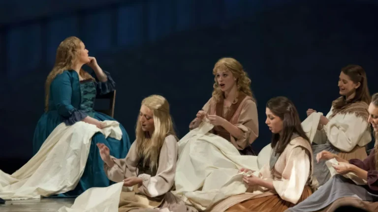 Regione Abruzzo, pubblicato l’avviso che finanzia i grandi eventi culturali