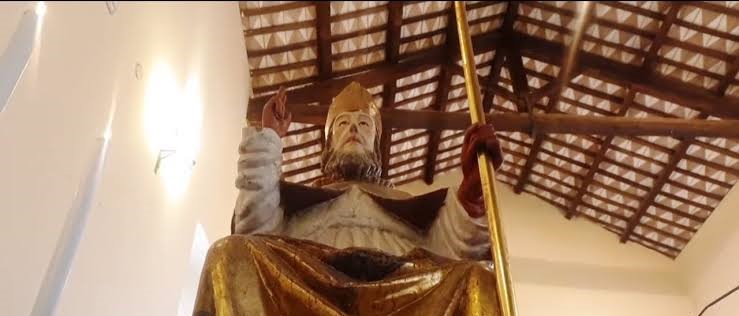 Lanciano, tra fede e tradizione si rinnova il rito dell’unzione della gola in onore di San Biagio